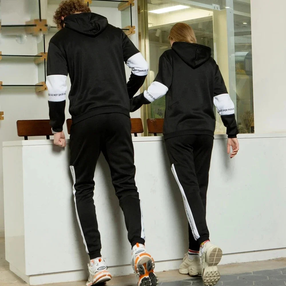 Mens Tracksuit High Quality Fashion Hooded Sweatshirt Sweatpants Casual Trend Print Pullover Classic Black White Jogging Clothes