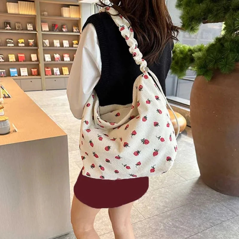 Strawberry Printed Shoulder Bag Pleated Corduroy Cross Body Messenger Bag New Large Capacity Ruched Shopping Bucket Bag Handbags