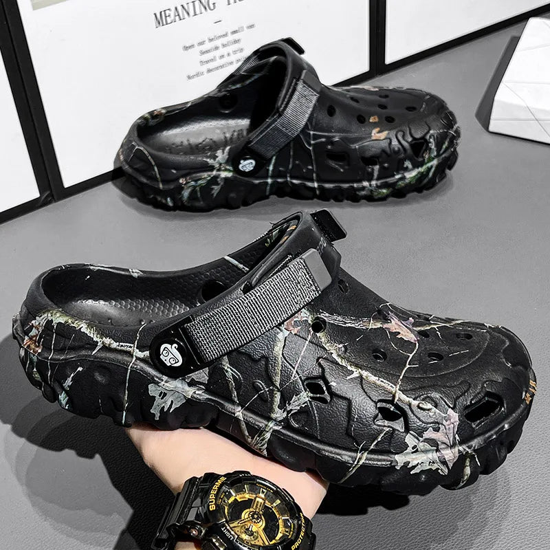 2024 Summer New Men's Slippers Outdoor Garden Clogs Male Casual Shoes Fashion Luxury Sandals Comfort Home Soft Slippers 40-45