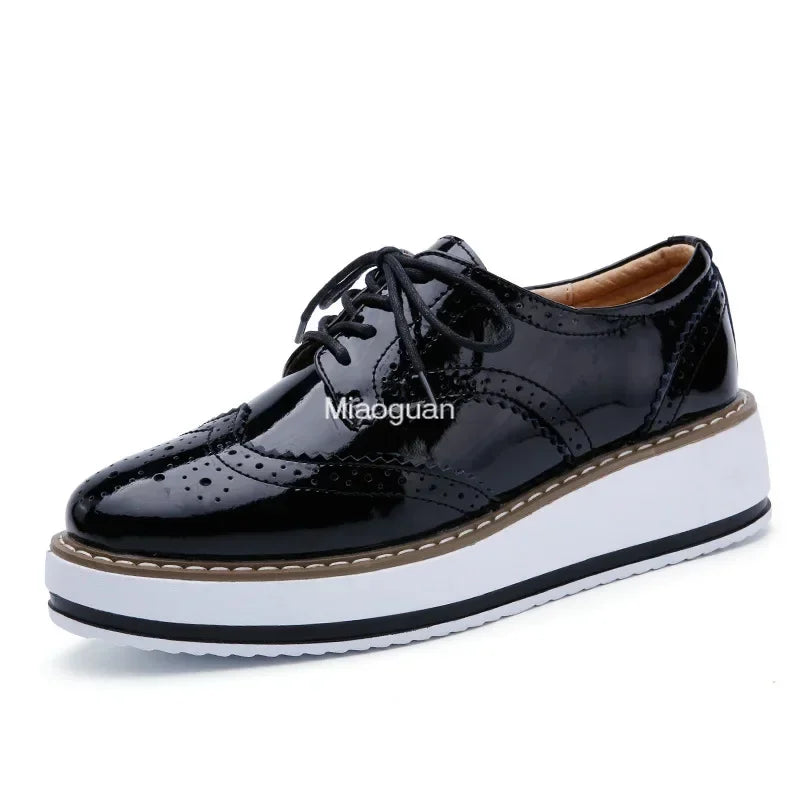 Spring Autumn Women Platform Gold Flats Brogue Leather Lace Up Classic Bullock Footwear Female Oxford Shoes Fashion Casual Lady