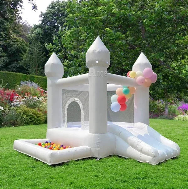 Pretty hot-selling mini white wedding indoor outdoor kid playing toy white inflatable castle bounce house