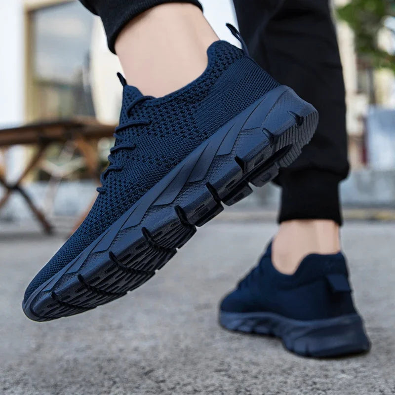 Fujeak Unisex Casual Trendy Shoes Ultralight Plus Size Footwear Outdoor Non-slip Comfort Sneakers Breathable Mesh Shoes for Men