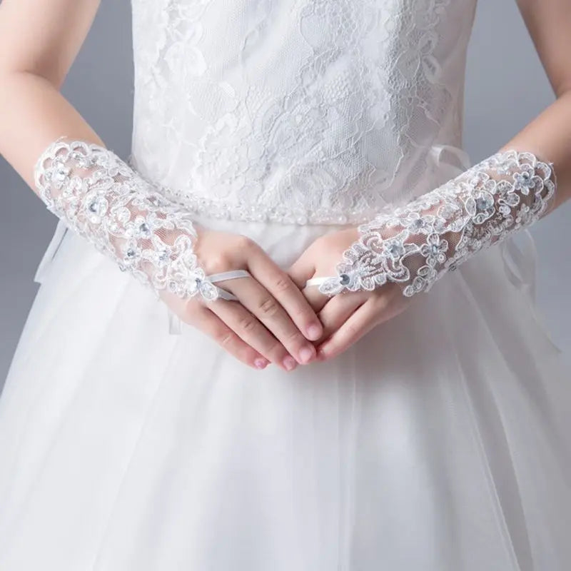 Girls Princess Gloves Girls Dress Glove Lace Diamond Performance Photography Costume Wedding Accessories for Kids Birthday Gift