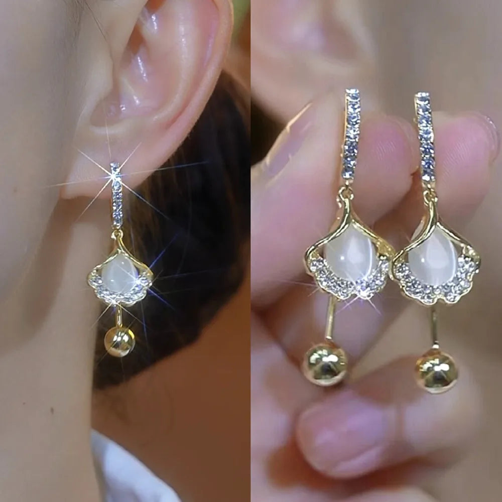 New Fashion Gold Color Ginkgo Leaf Drop Earrings for Women Luxury Rhinestone Earrings Girl Party Birthday Christmas Jewelry Gift