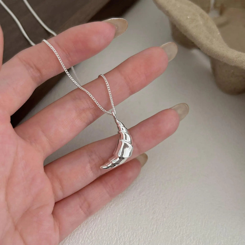 48Hour Shipping~All 925 Sterling Silver Moon Necklaces Are Simple and Elegant Original Necklaces