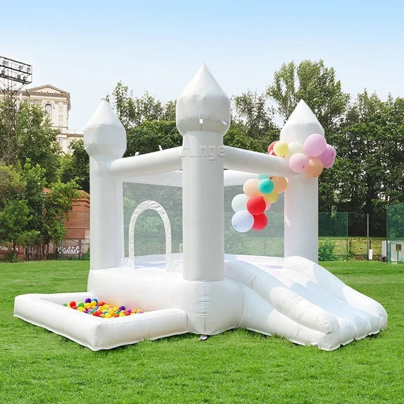 Pretty hot-selling mini white wedding indoor outdoor kid playing toy white inflatable castle bounce house