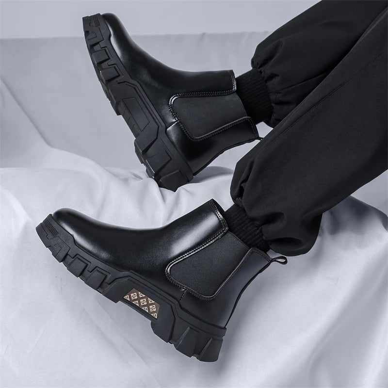 New Winter Snow Biker Boots for Men Leather Boot Man Ankle Shoes Keep Warm Outdoors Walking Shoe Wear-Resistant Male Footwear