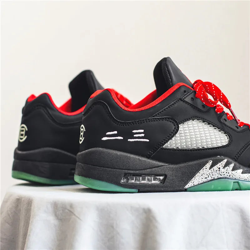 2024 New New Fashion Sports Shoes Men's Personalized Vulcanized Shoes Men's Casual Fashion Comfortable Versatile Sports Shoes