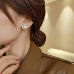 Load image into Gallery viewer, Korean Fashion Whirlpool Pearl Necklace for Woman Girl Clavicle Chain Pendant Necklace Valentine's Day Gift Party Luxury Jewelry
