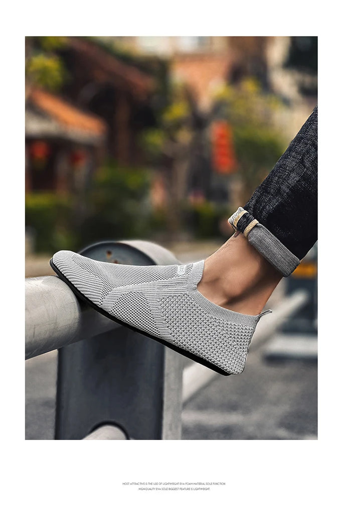 Breathable Men Casual Sneakers Slip-on Lightweight Male Walking Shoes Anti-slip Flexible Couple Loafers Summer Soft Footwear