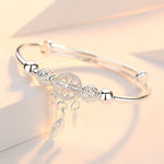 Load image into Gallery viewer, 1pcs Copper Alloy Silver Plated Bracelet Ladies Cold Wind Dreamcatcher Leaves Tassel Turn Beads Jewelry
