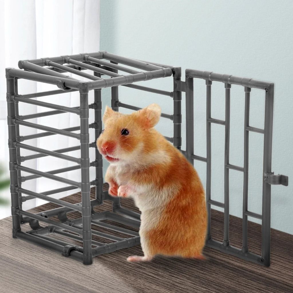 2 Pcs Beast Fence Model Mini DIY House Toy Plastic Cage Adornment Guinea Pig Pet Decorative Storage Accessory