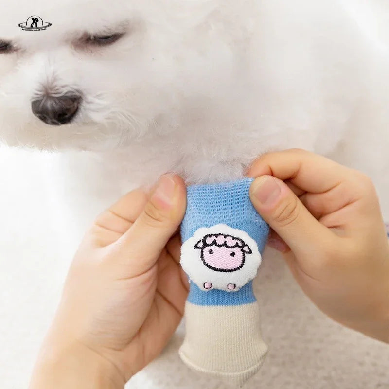 4pcs/set Winter Pet Dog Socks Cat Warm Socks Dog Anti-Slip Socks Shoes Chihuahua Thick Paw Protector Booties Pet Accessories