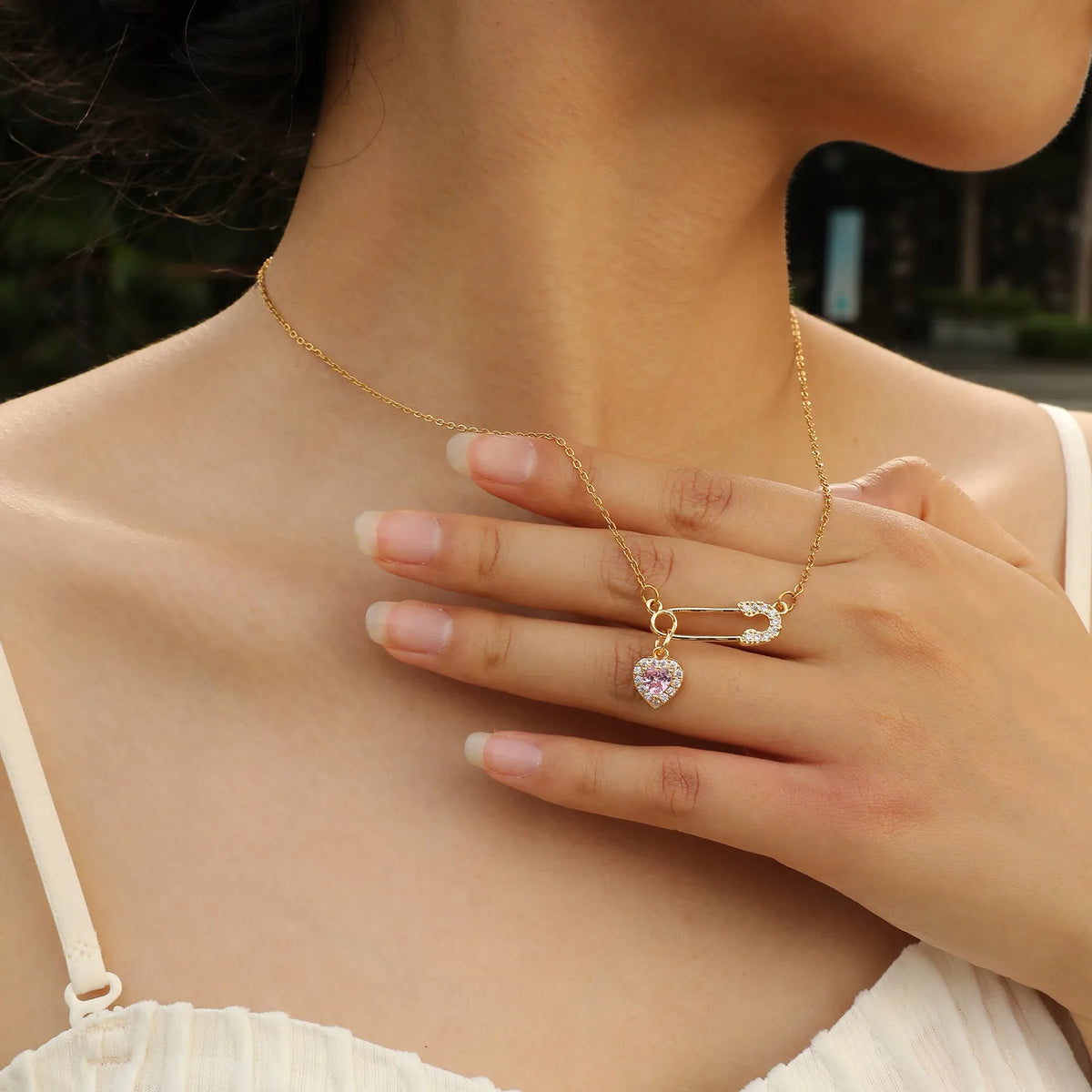 Safety pin clip with heart pendant necklace for women zircon stainless steel chains choker women's necklace fashion jewelry gift