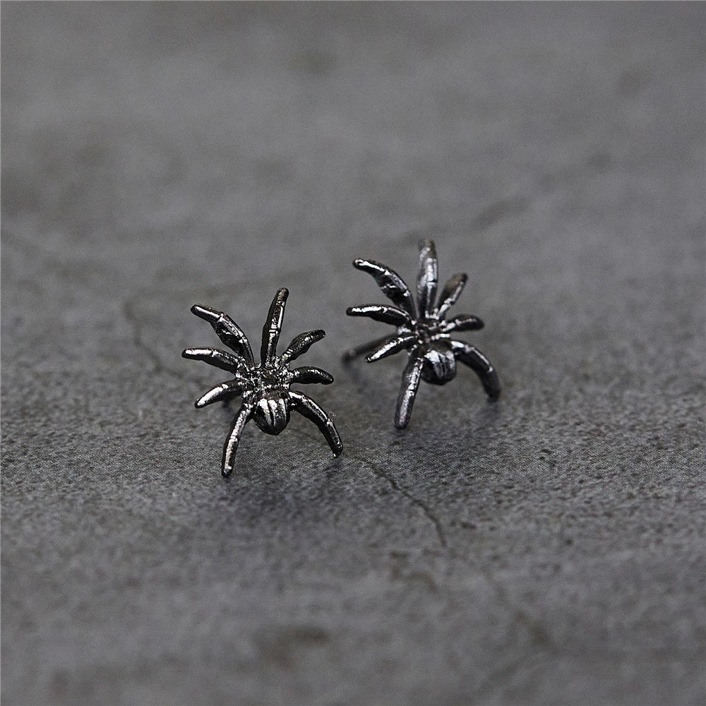 Unique Design Minimalist Gothic Dark Style Metal Black Spider Earrings For Women Piercing Stud Earrings Personality Jewelry