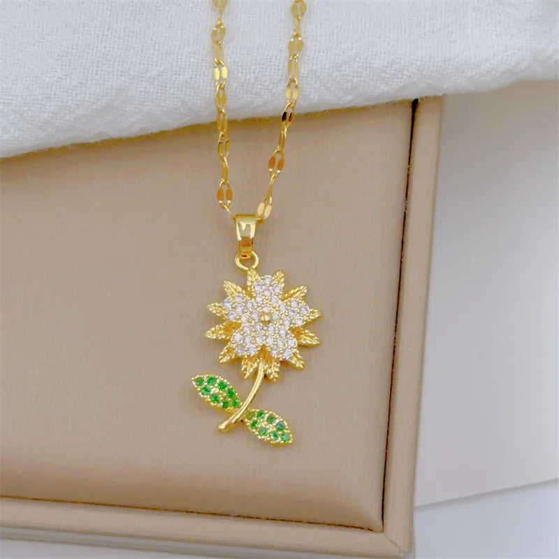 Fashionable and Versatile Micro-set Rotatable Sunflower Stainless Steel Necklace Creative Niche Design Pendant