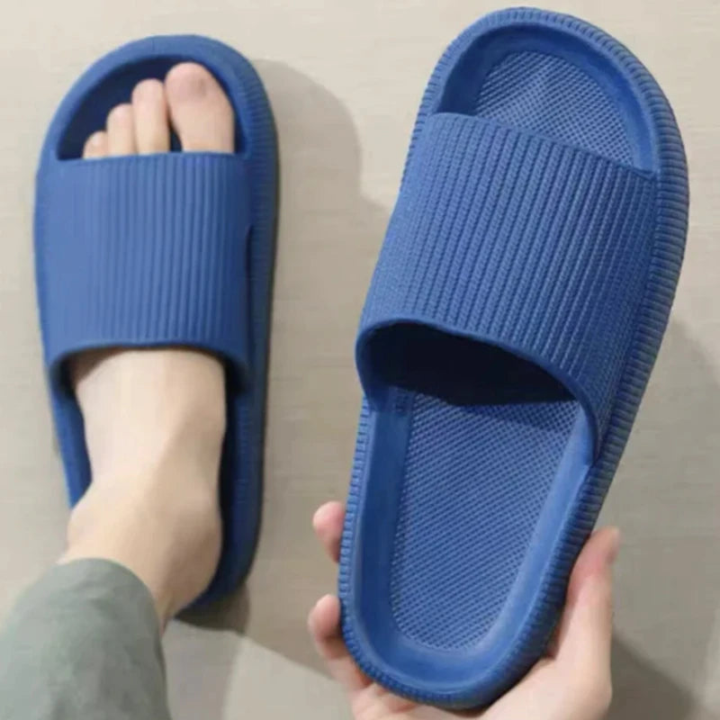 Summer Slippers Men Thick Sole Beach Slides Women Bathroom Anti-Slip Slipper Soft Sandals Fashion Flip-Flops Ultra-Light Shoes