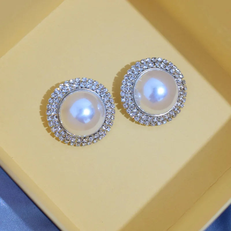 Big Crystal Pearl Stud Earring for Women Luxury Shiny Round Earring Fashion Jewelry Luxury Accessories Bridesmaid Gift