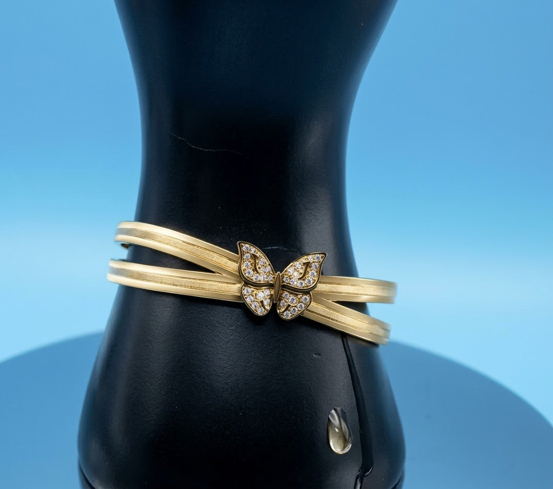BUTTERFLY BANGLE