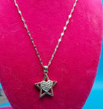Load image into Gallery viewer, STAR NECKLACE
