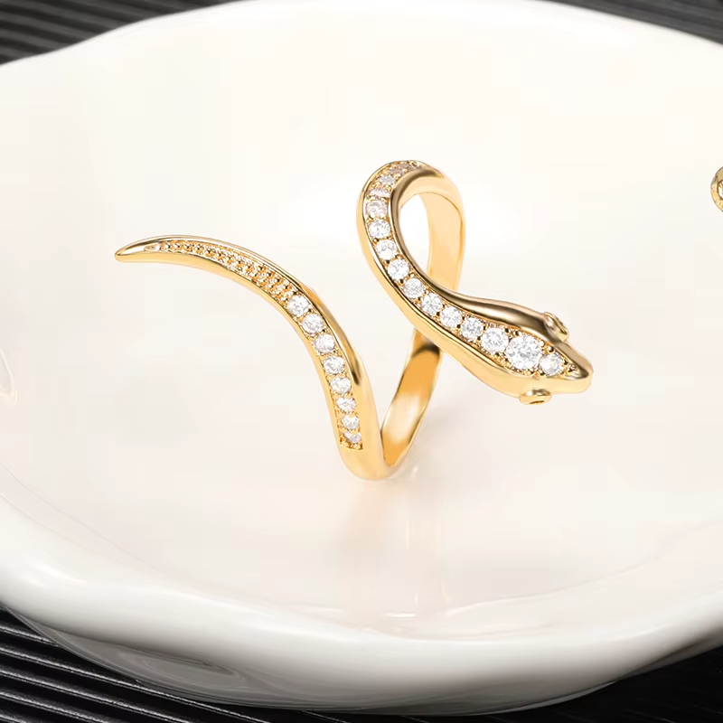 Shiny Rhinestone Zircon Snake Rings For Women Exaggerated Punk Adjustbale Gold Color Animal Snake Finger Rings Wedding Jewelry