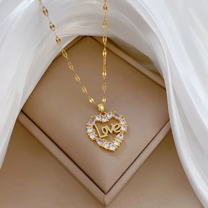 Stainless Steel Luxury Zirconium Love-heart Shape Wreath Pendant Necklace For Women Fashion Dating Jewelry Gift New