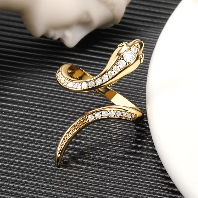 Shiny Rhinestone Zircon Snake Rings For Women Exaggerated Punk Adjustbale Gold Color Animal Snake Finger Rings Wedding Jewelry