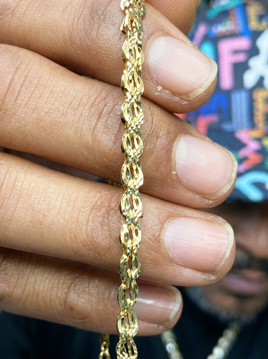 BRACELET