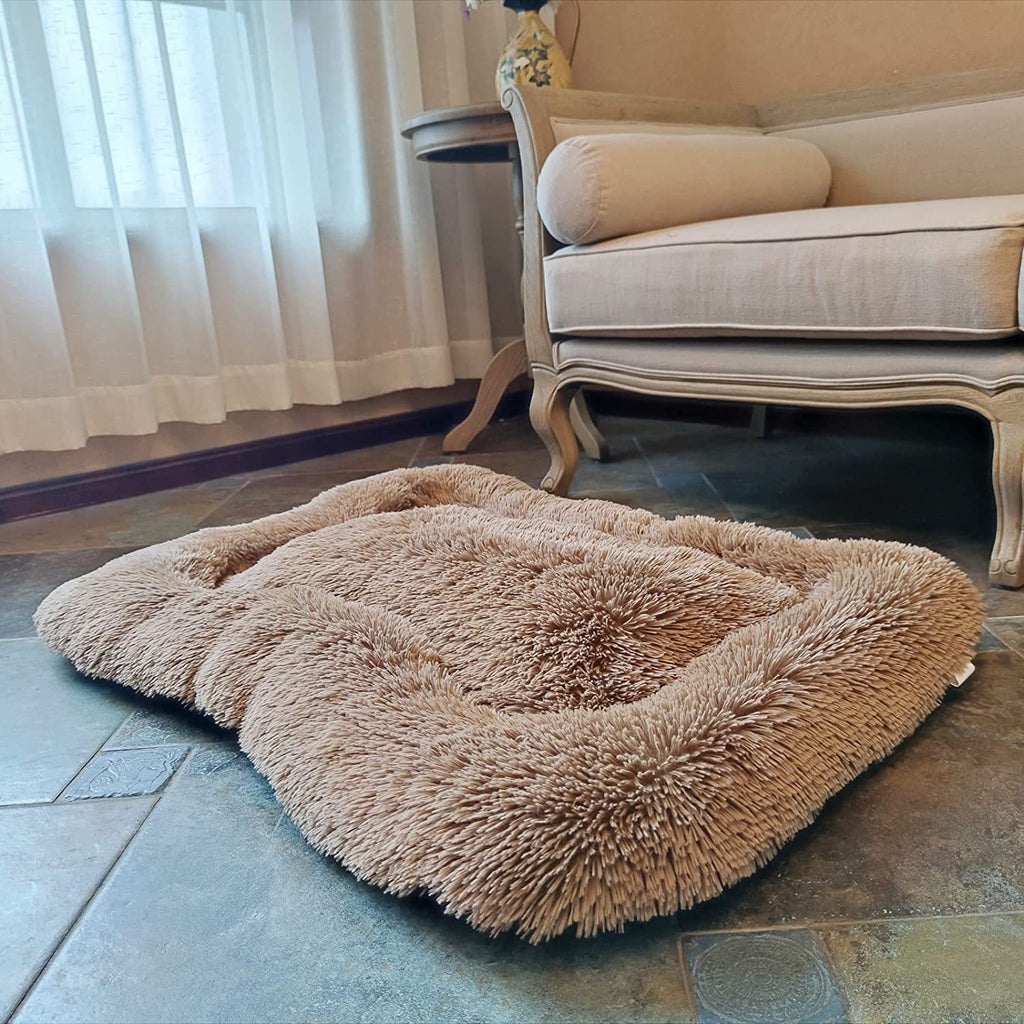 Coohom Deluxe Plush Dog Bed Pet Cushion Crate Mat,Fulffy Comfy Kennel Anti-Slip Washable Pad for Medium Large X-Large Dogs(X-Large, Khaki)